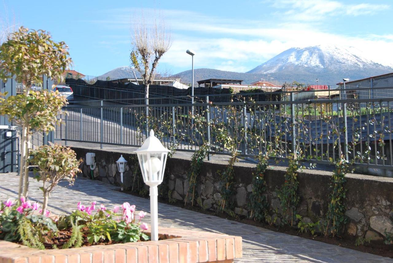 Bed and Breakfast Il Giardino Dei Glicini Ercolano Zewnętrze zdjęcie