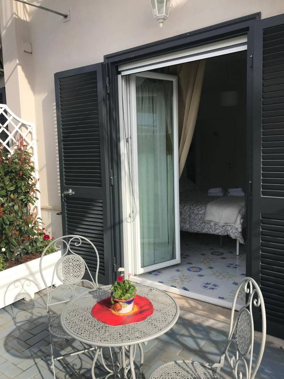 Bed and Breakfast Il Giardino Dei Glicini Ercolano Zewnętrze zdjęcie