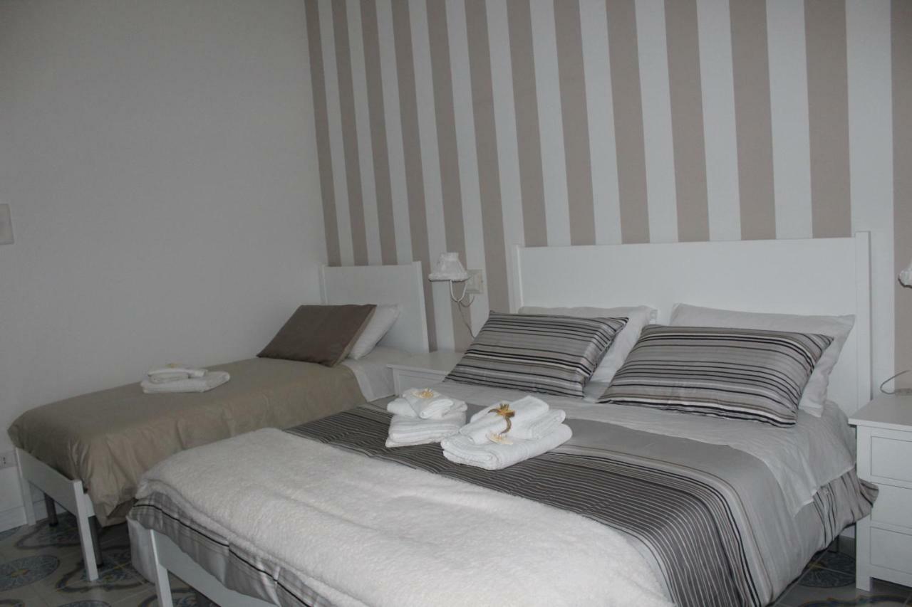 Bed and Breakfast Il Giardino Dei Glicini Ercolano Zewnętrze zdjęcie