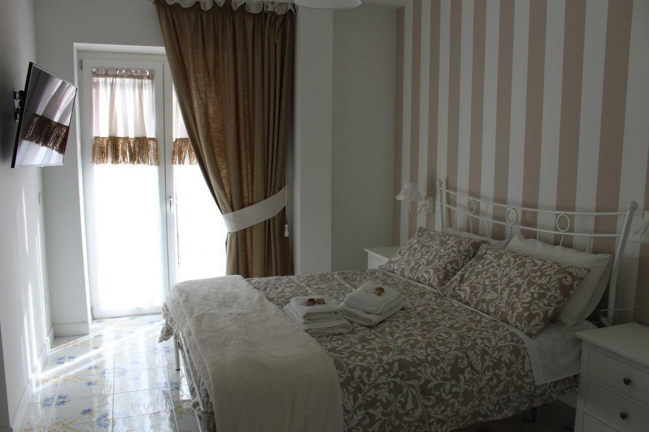 Bed and Breakfast Il Giardino Dei Glicini Ercolano Zewnętrze zdjęcie
